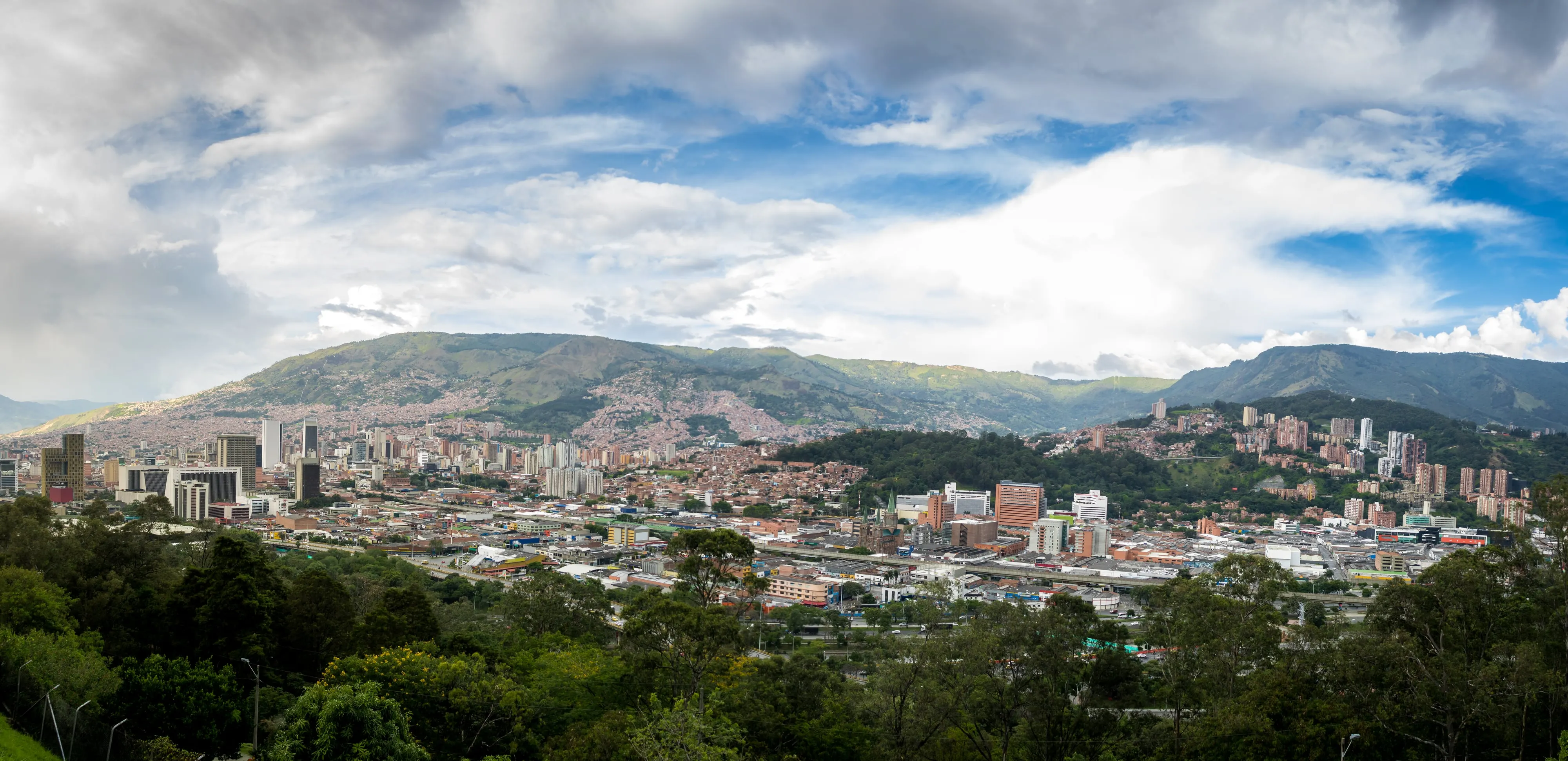 Panoramic view of Medellín in the Aburrá Valley
